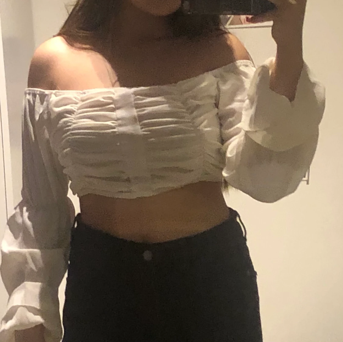Offshoulder Top