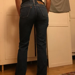 Crocker Jeans  - Snygga raka Jeans köpta second hand! Säljer pga att jag har flera likande jeans! 👌🏻 