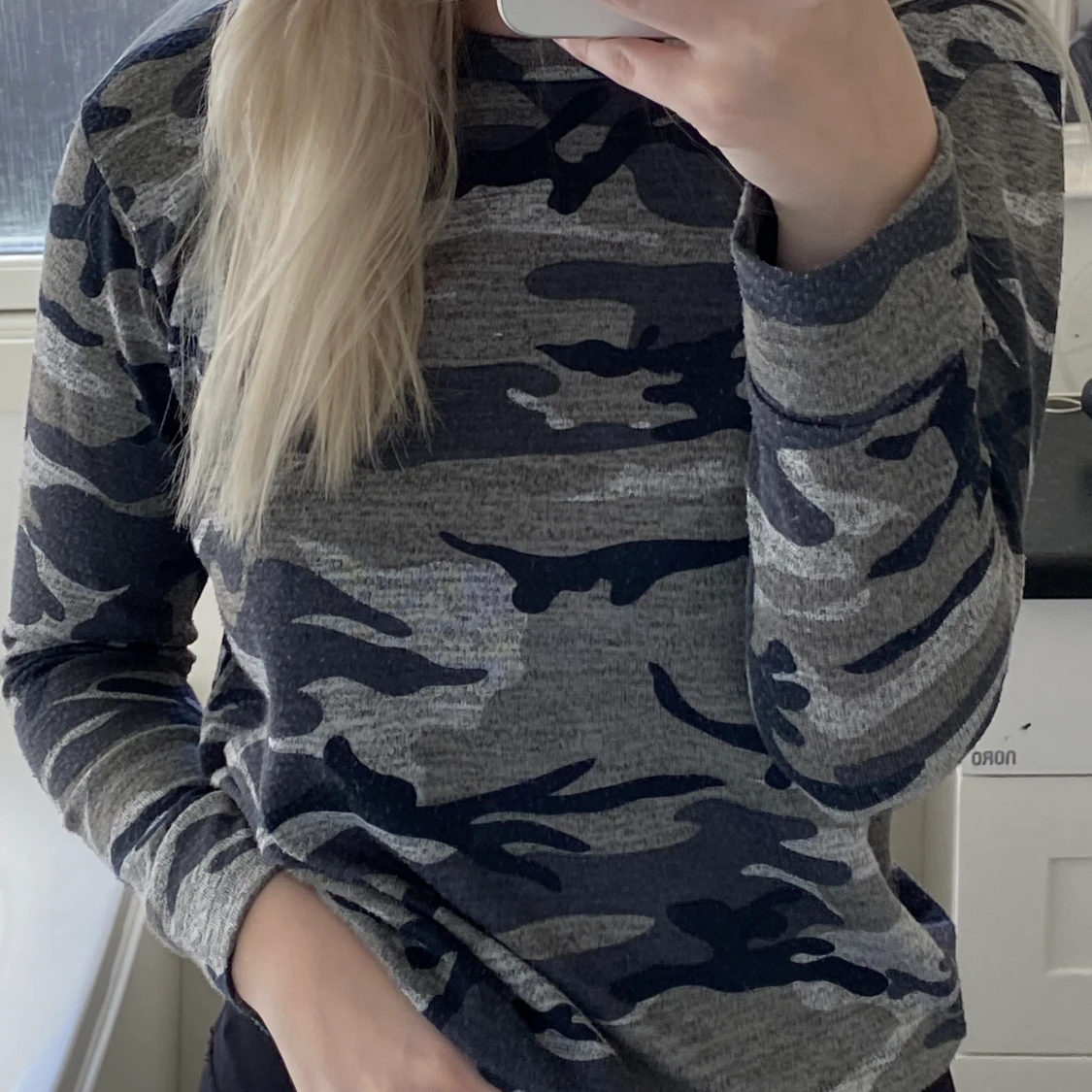 Kamouflage tröja  - 91