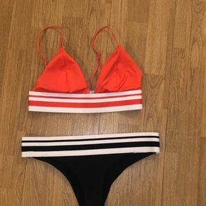 Bikini från h&m - Sparsamt använd från HM toppen är i storlek 38 och underdelen 36/38