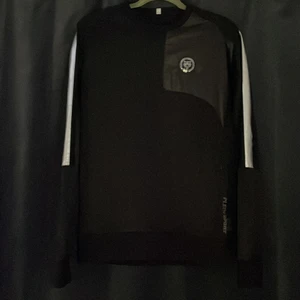 Plein Sport tröja strl S - Långärmad tröja i bomull och polyester. Nyskick använd max 5 gånger. Ganska liten i storleken. Nypris: 3800