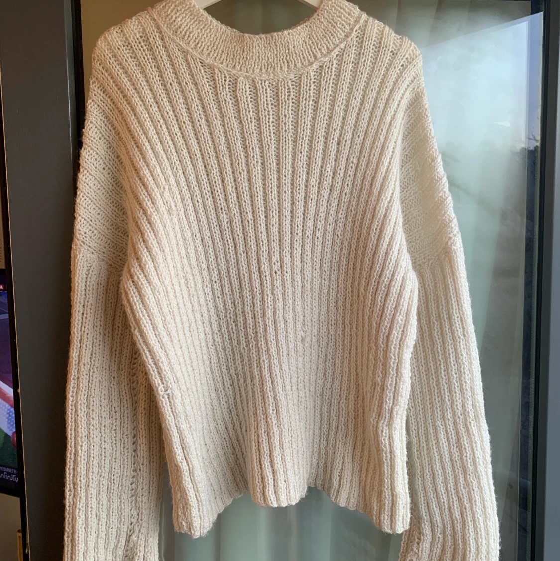 Oversizes handstickad tröja