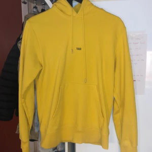 Helmut Lang limited edition Taxi  - Säljer detta plagg då det inte används särskilt mycket! Bra skick! Storlek S, tts. 