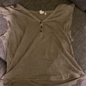 T-shirt  - Sage grön t-shirt