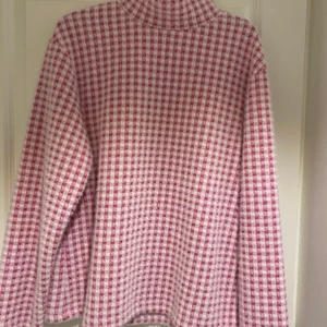 Fin tröja från zara! - Helt oanvänd tröja ifrån zara. Storlek M 