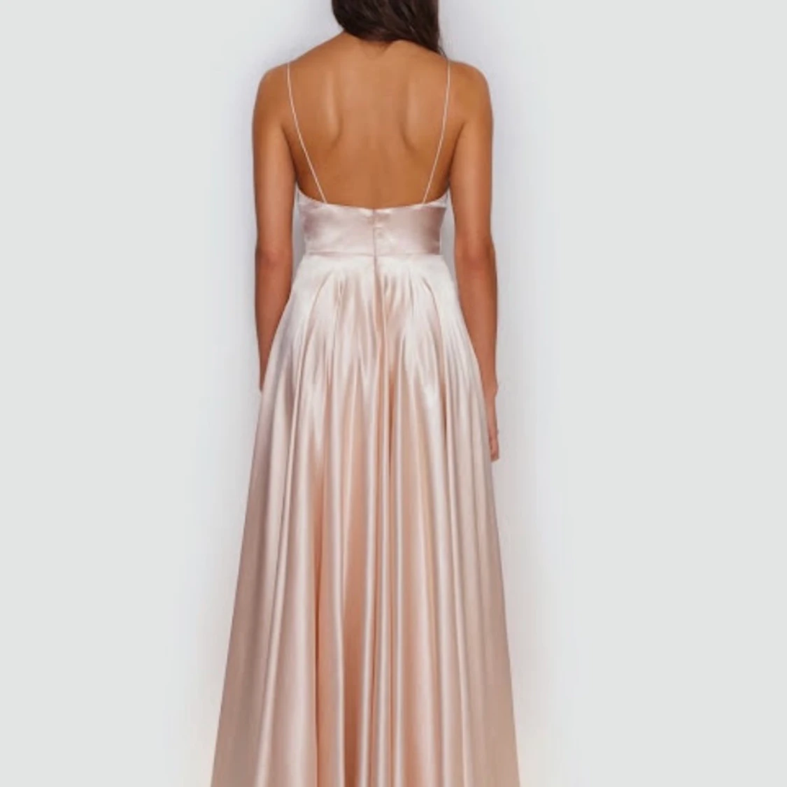 Balklänning i satin - 91