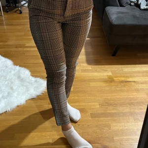 Ribbade jeans  - Riktigt fina ribbade jeans använda ett par gånger i nyskick 