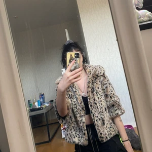 Leopard jacka  - Leopard jacka storlek M 