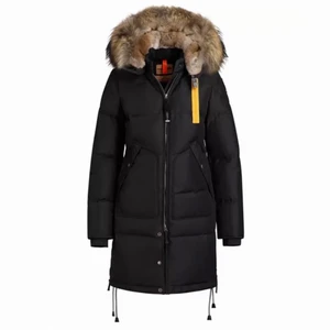 Parajumper Longbear - Parajumper Longbear jacket. Använd men i mycket fint skick. Orginalpris 10 000kr. Om intresse hör av dig så kan jag också skicka fler bilder:)