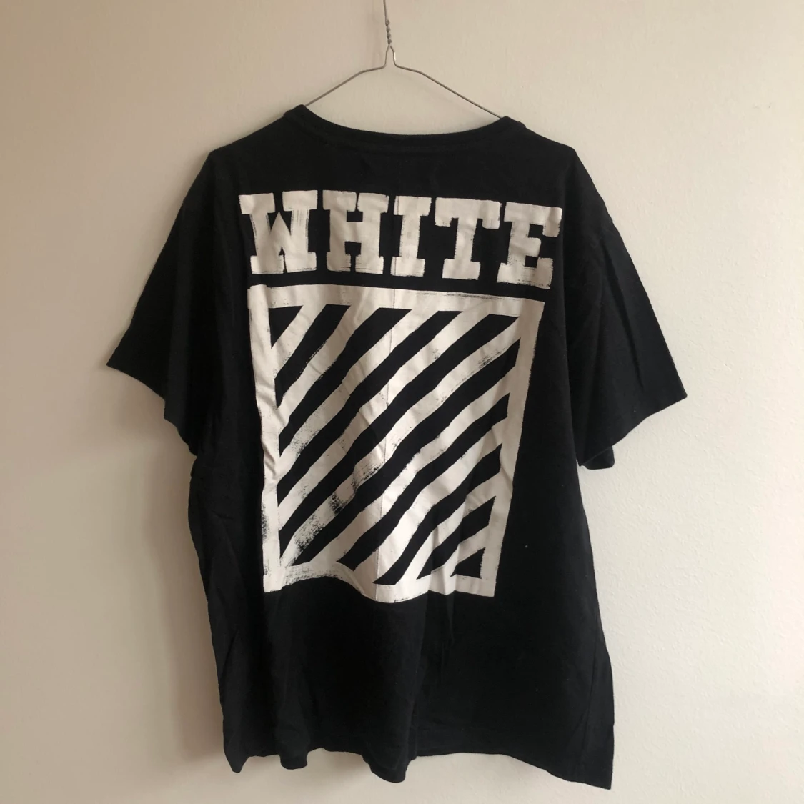 OFF WHITE TEE