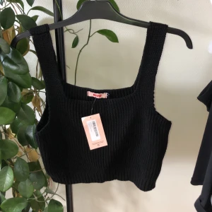 stickat linne - i nyskick