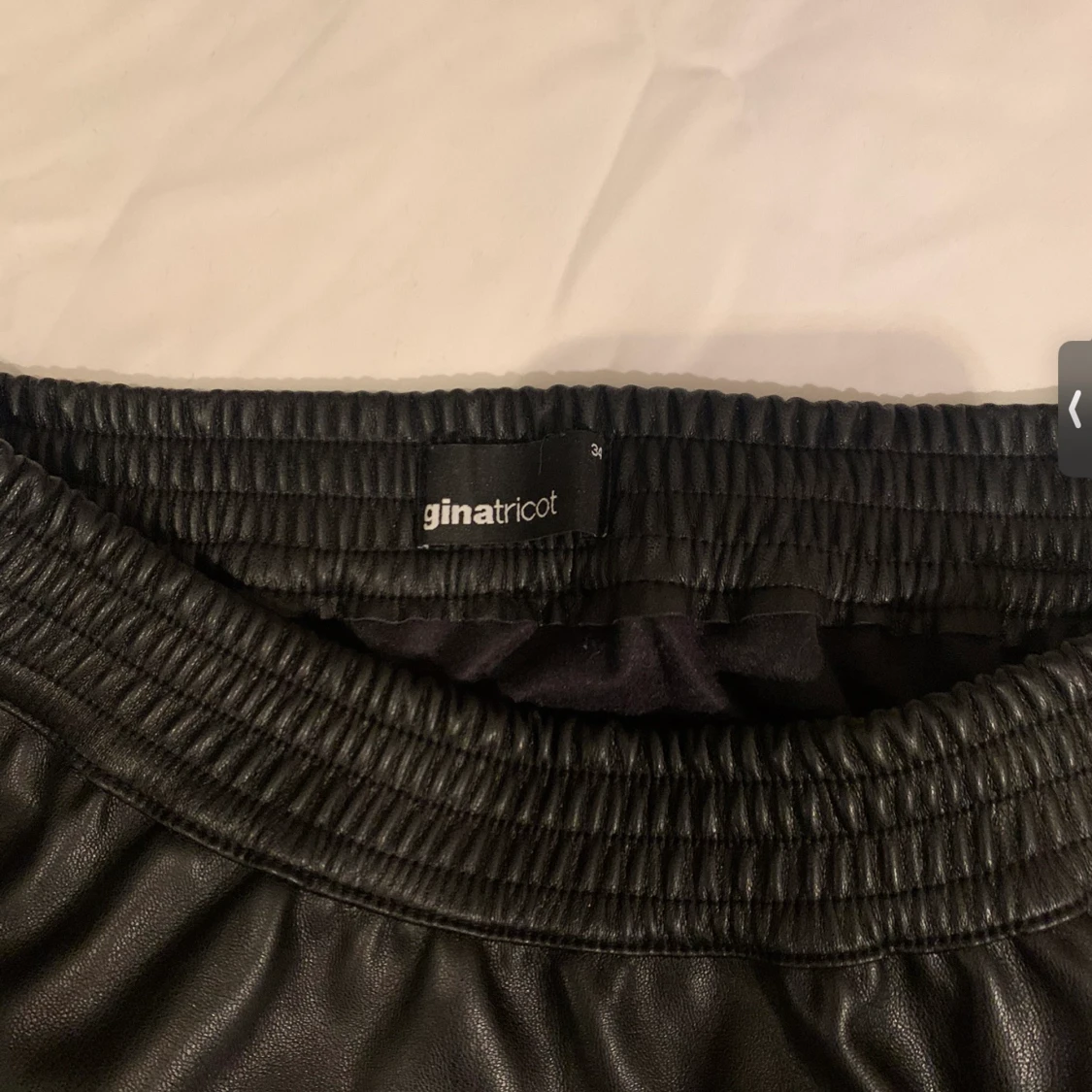 Lång skinnkjol 50kr - 90