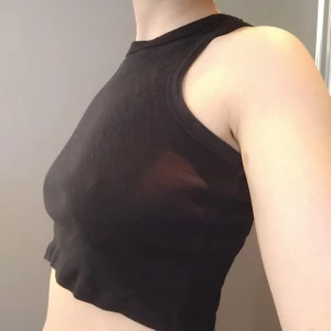 Linne - Säljer ett vanligt fint baslinne köpt på Carlings för något år sedan. Det är i fint skick och inte använt särskilt mycket.