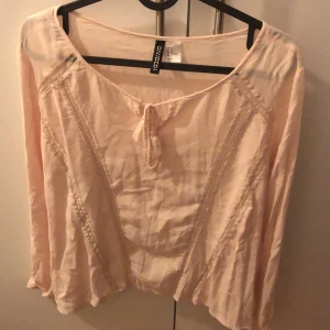 H&M tröja - well used
