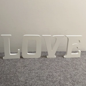 Bokstäver Dekoration - Säljer dessa dekorationsbokstäverna, fina att ha på en hylla till exempel 💕