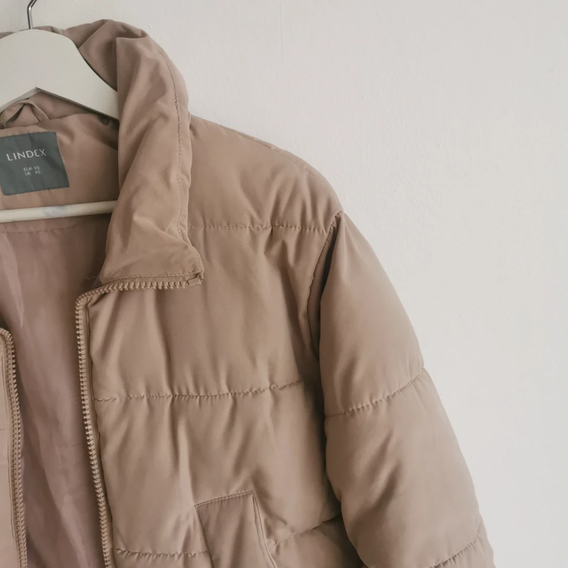 Beige puffer jacket  - 91