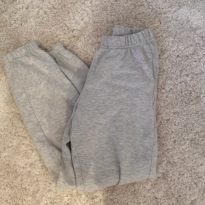 Mjukisbyxor  - Mysiga och snygga mjukisbyxor ifrån Gina💕