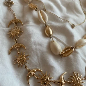 halsband - superfina & söta halsband passar som chockers också!!🤍