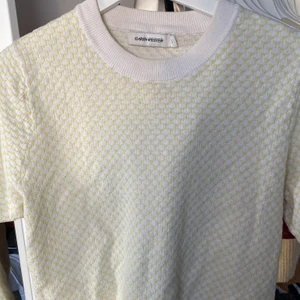 Gullig tröja  - Carin Wester storlek s💛💛