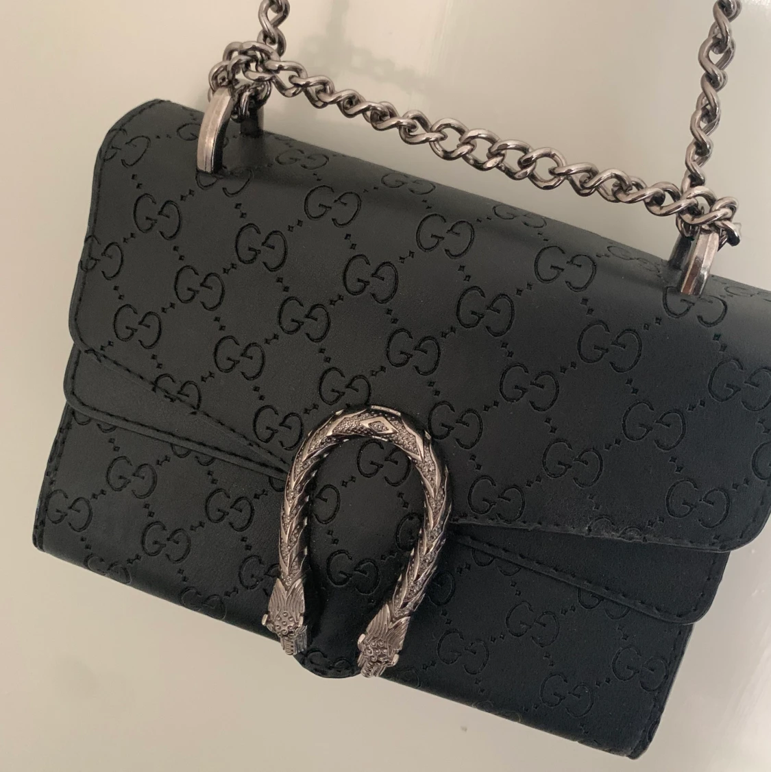 Liten axelremsväska - 90