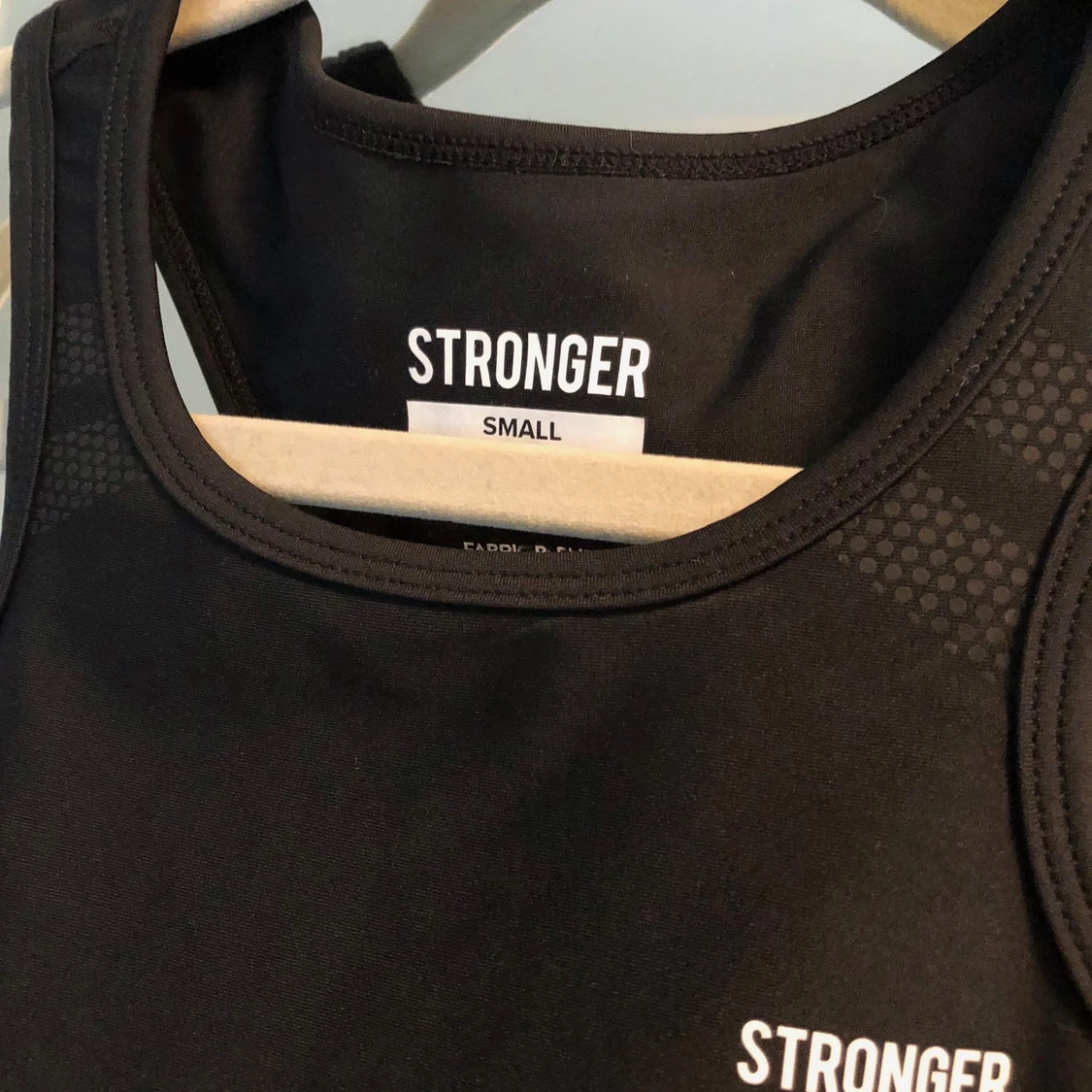 Topp STRONGER storlek S - 91