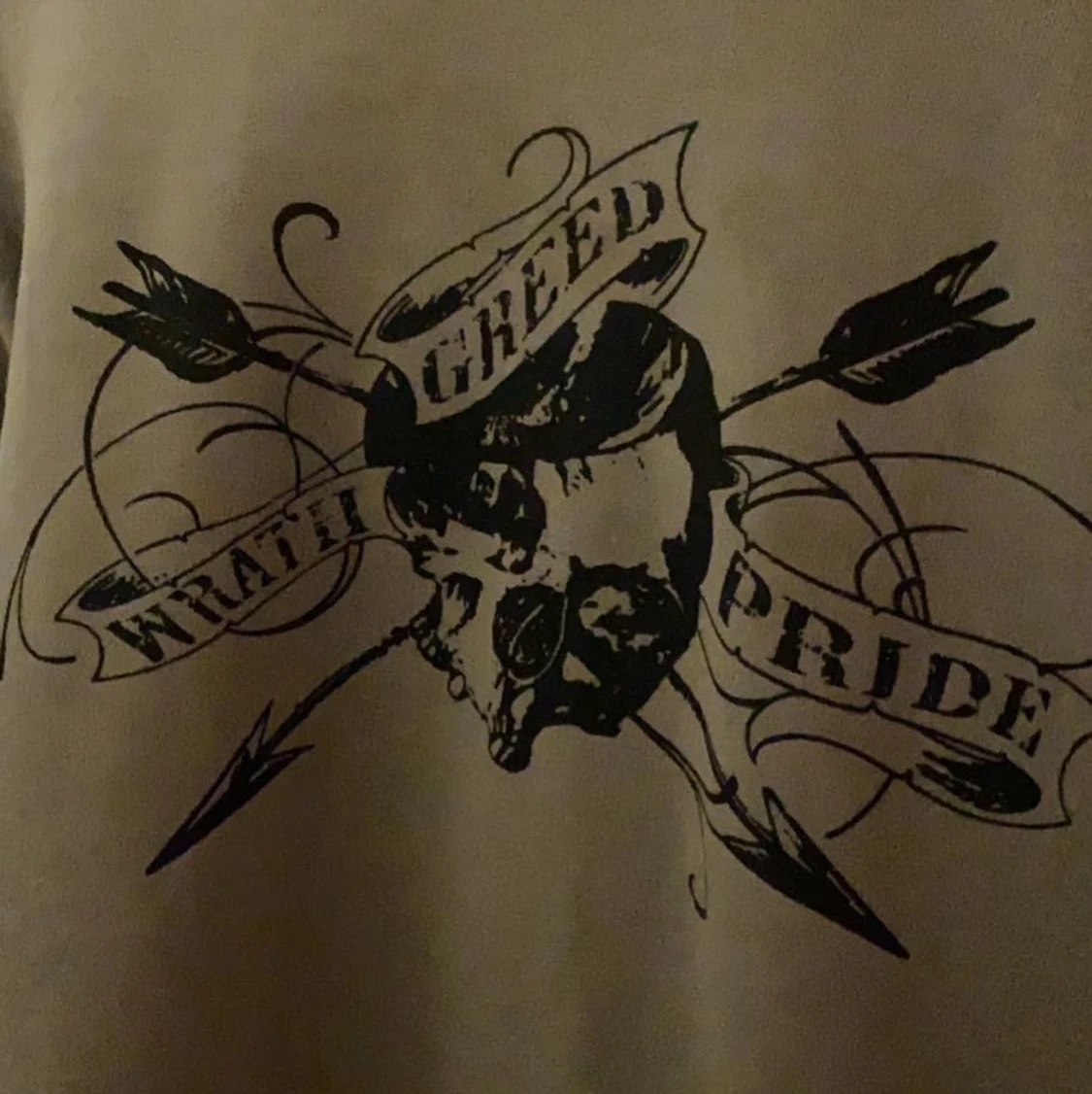 ✨Beige sweatshirt✨ - 91