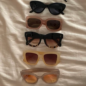 Solglasögon  - 80 kr st + frakt! Skriv för fler bilder 🥰