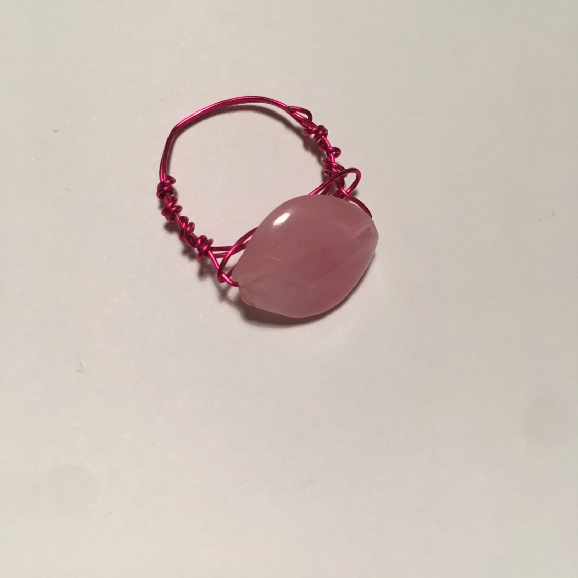 Rosa ringar med glaspärlor