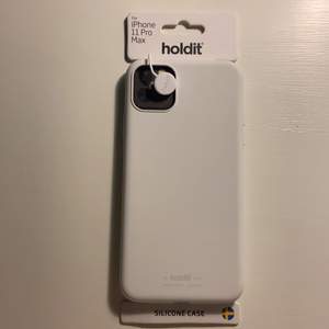 Oanvänt vitt mobilskal från Holdit. Säljer pga köpt fel modell. Originalpris 150 kr. 