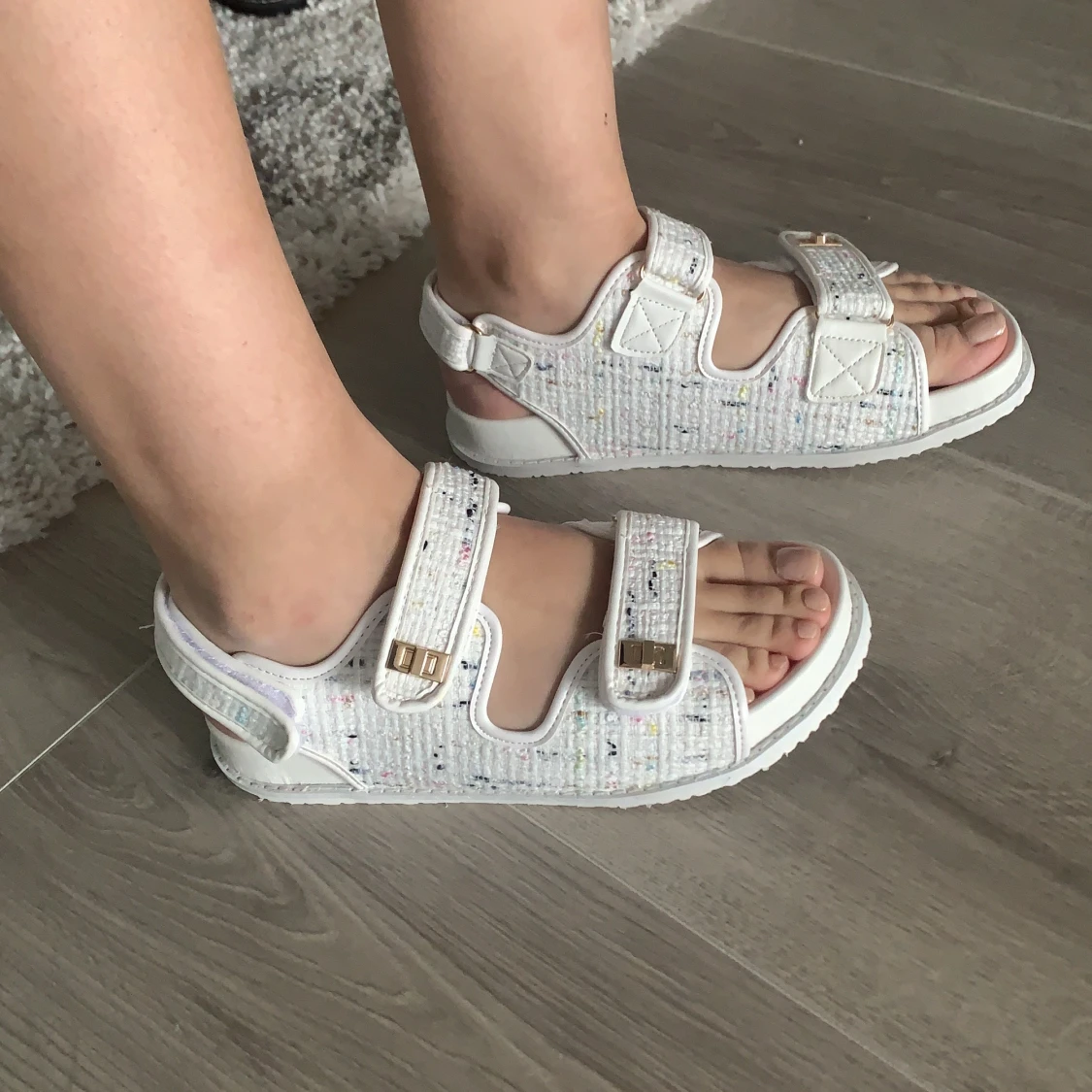 Helt nya sandaler strl 38 från public desire