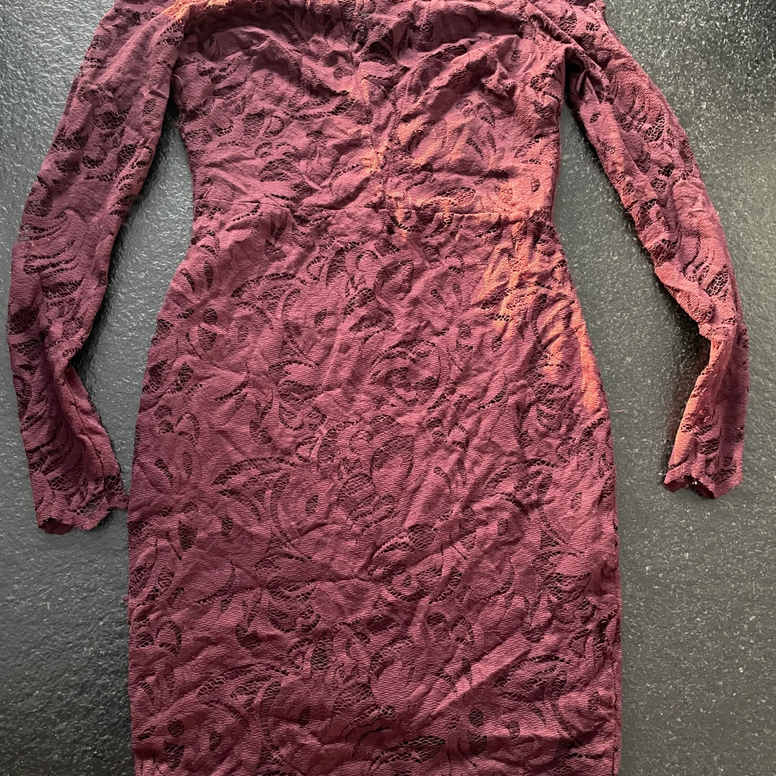 Spets klänning  - 90