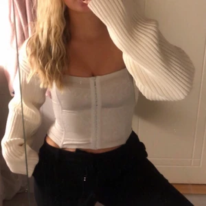 Maidenform korsett  - Maidenform korsett i färgen blush😇  