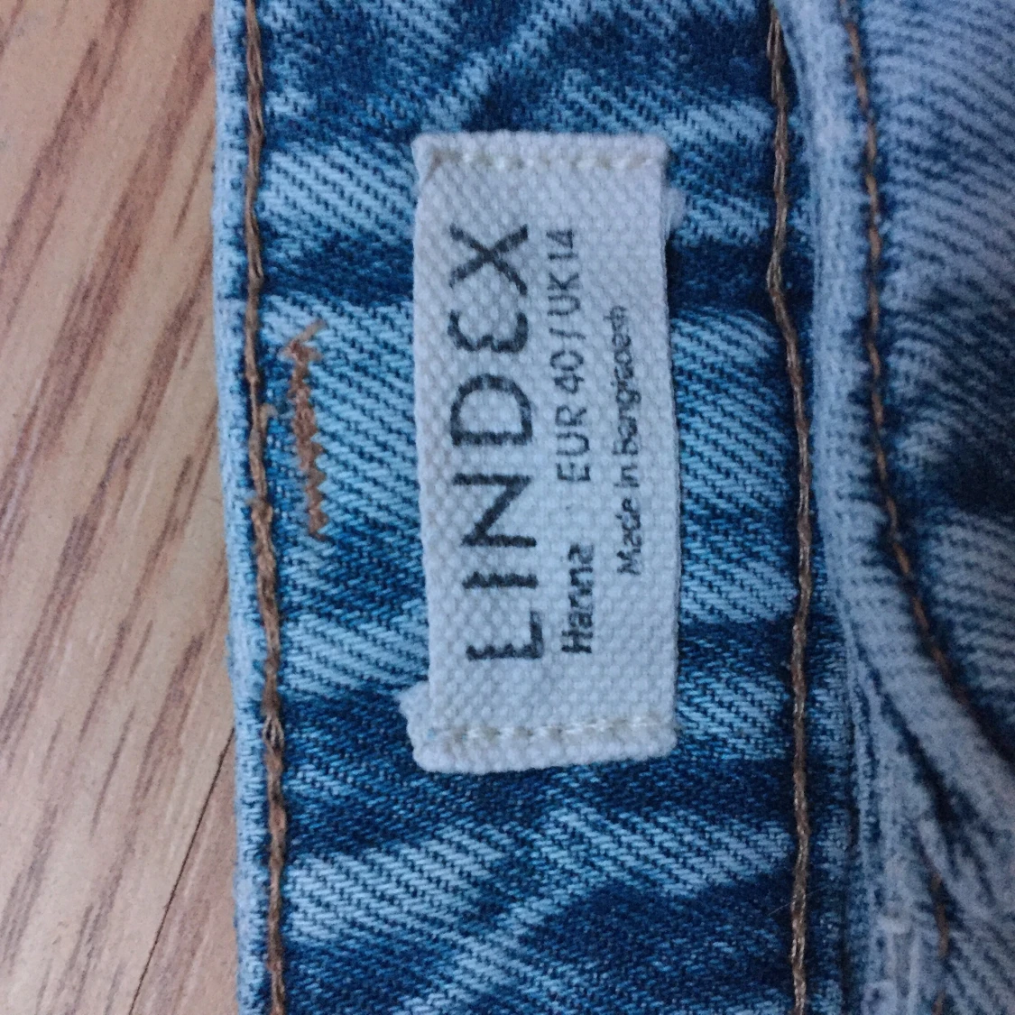 Lindex vida jeans blå strl 40 - 90