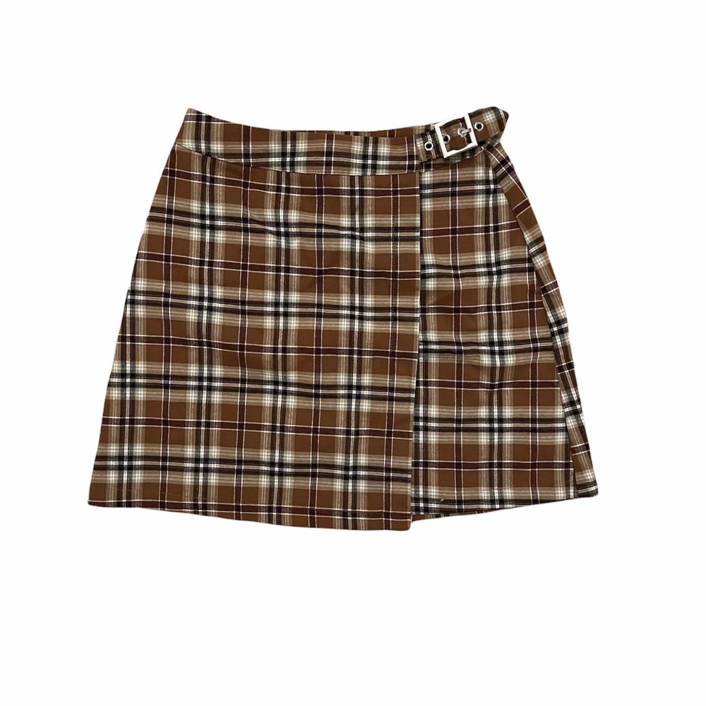 A cute skirt from brandy Melville. The skirt has a vintage brown pattern and is small fitted. Is so cute with anything top. ✨🤎🤎. Kjolar.