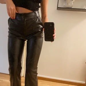 Skinnbyxor  - Splirrans nya skinnbyxor från madlady i storlek xs. Nypris 499