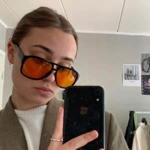 Solglasögon  - Slutsålda solglasögon från Gina 🧡