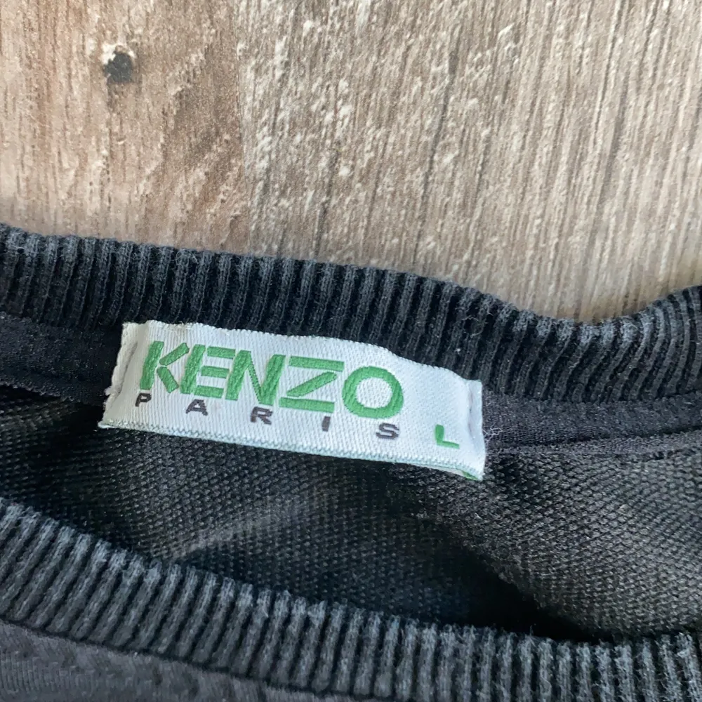 Kenzo sweatshirt. Tröjor & Koftor.