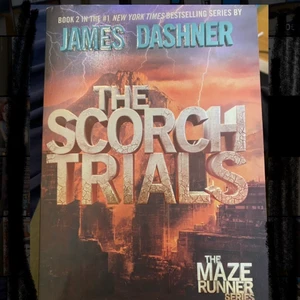 The Scorch trials  - bok 2 from the maze runner series by Janes Dashner Language: English paperback 