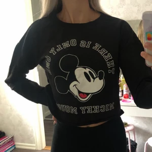 Sweatshirt💞 - Ny kortare sweatshirt i storlek XS💞 