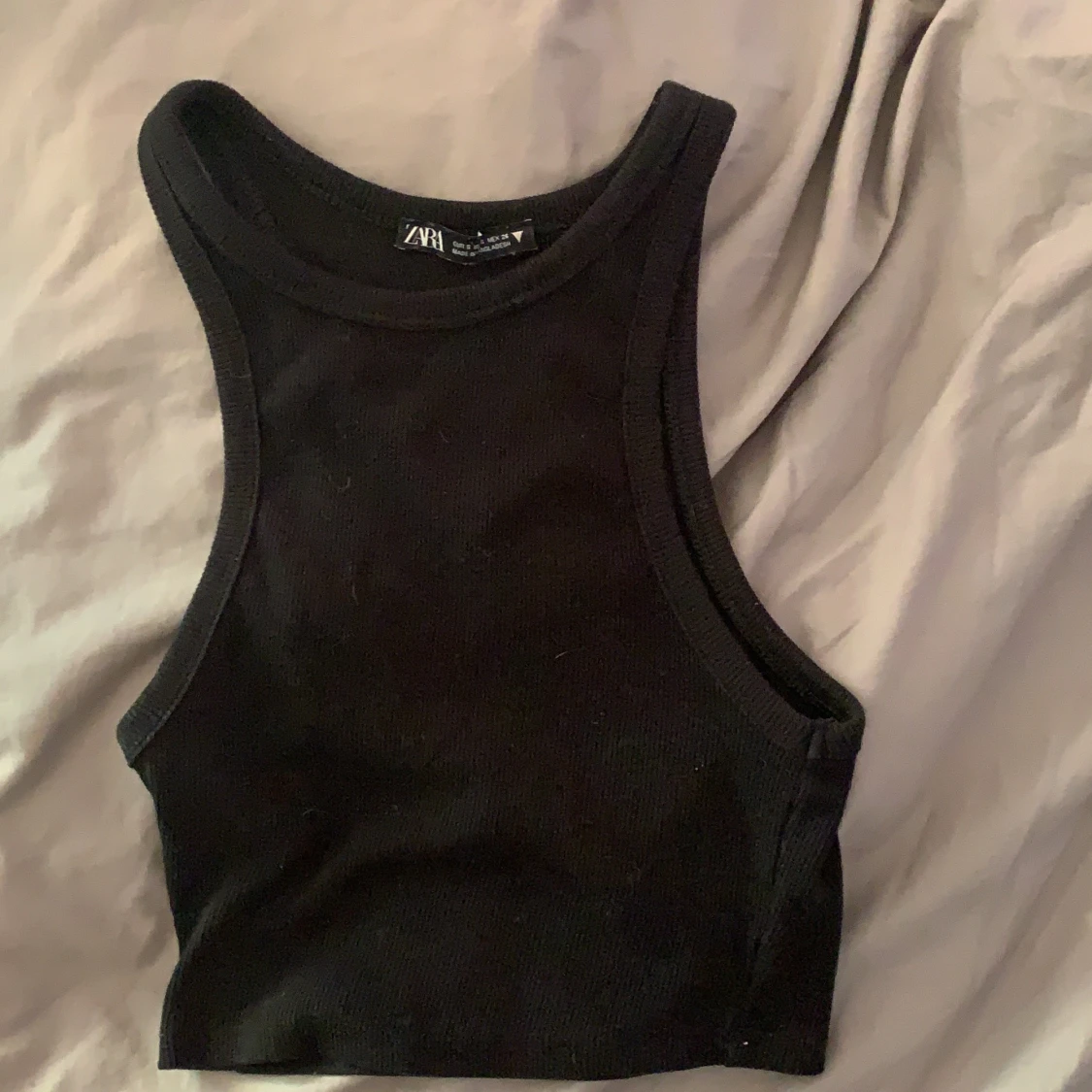 Ribbad Zara crop top .