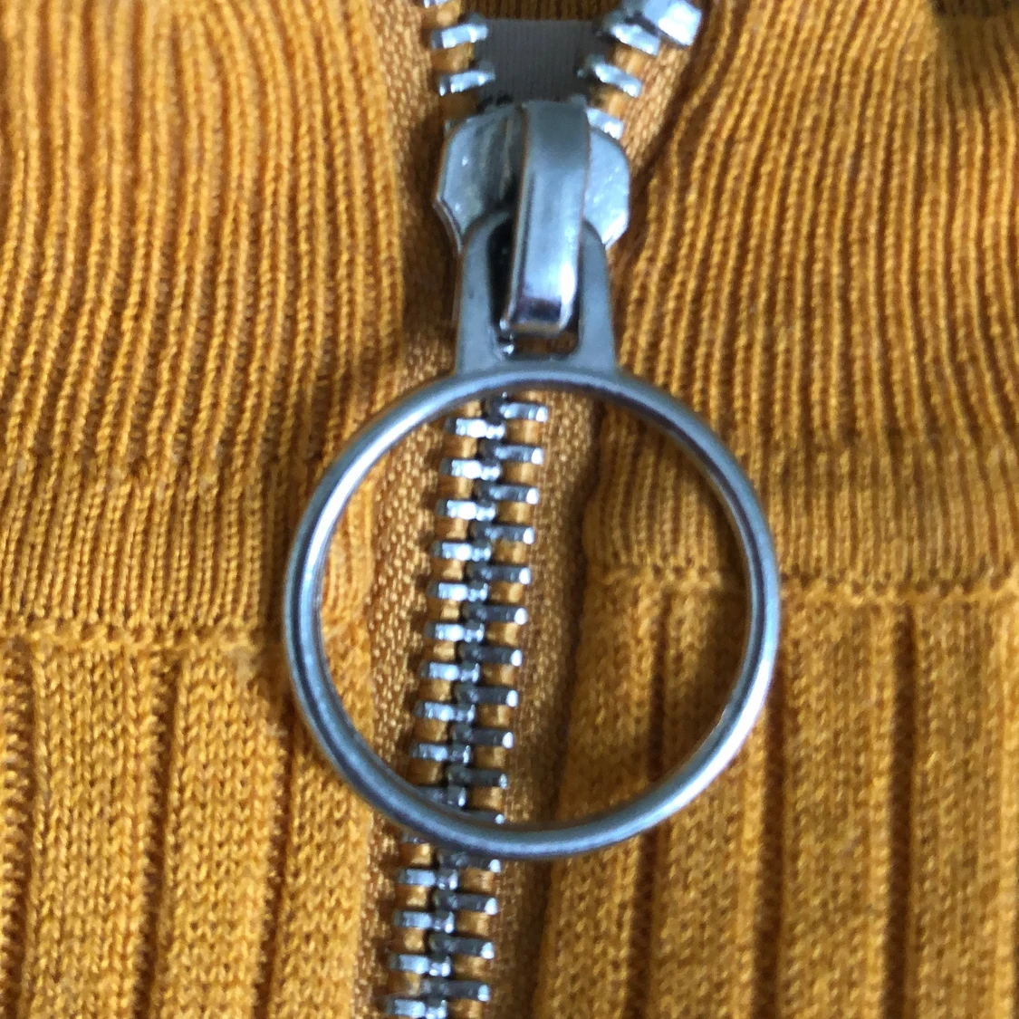 Ribbad tröja i strl 134/140 - 91