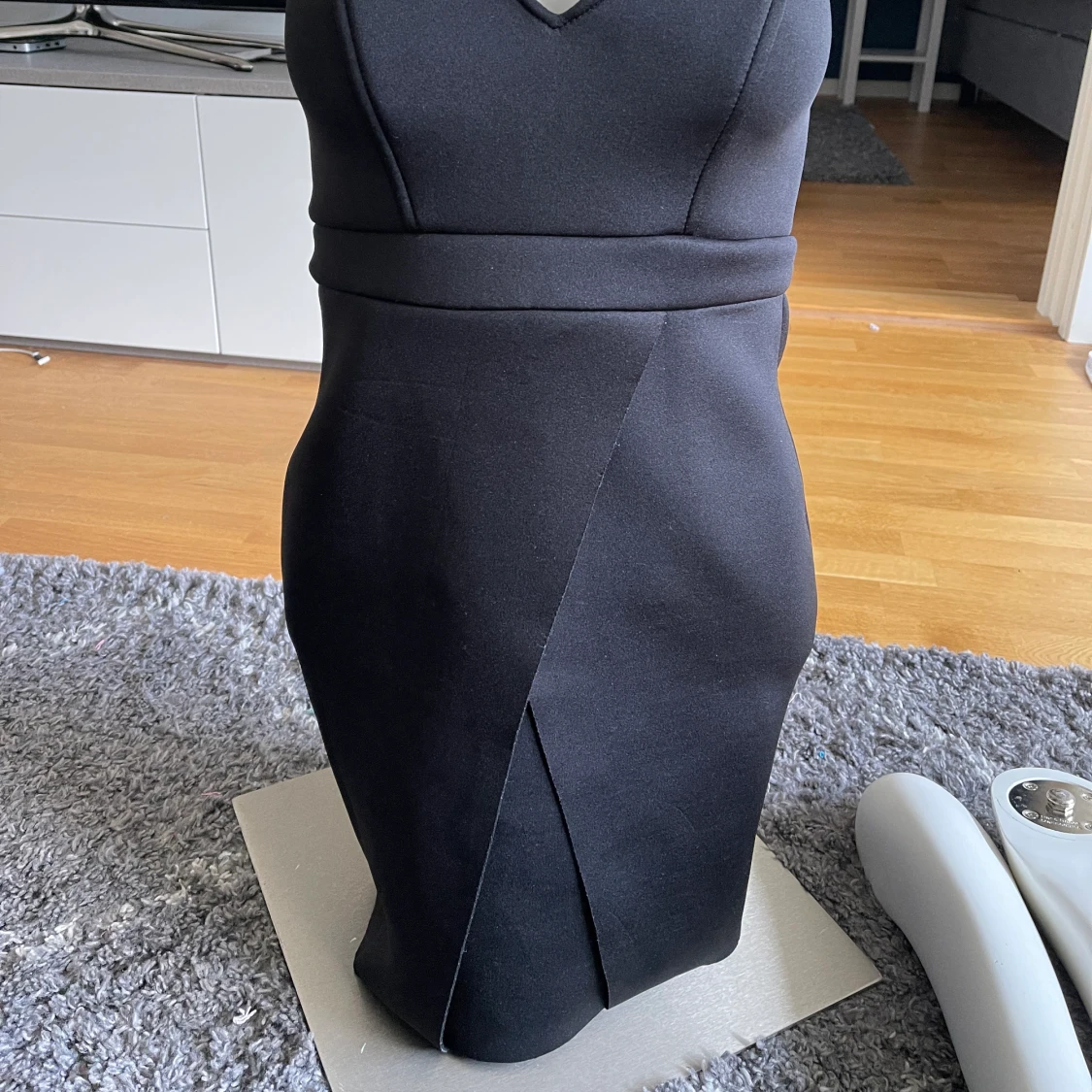 Oanvänd klänning - 90