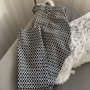  kostymbyxor  💓 - Säljer mina fina kostymbyxor ifrån H&M 💕