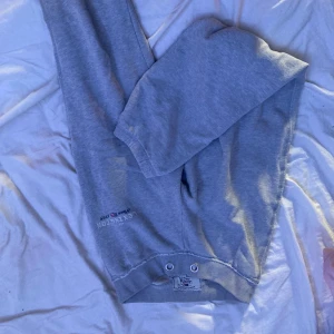 Lexinton  - Säger mina älskade lexinton byxor som jag tyvärr inte använder längre :(