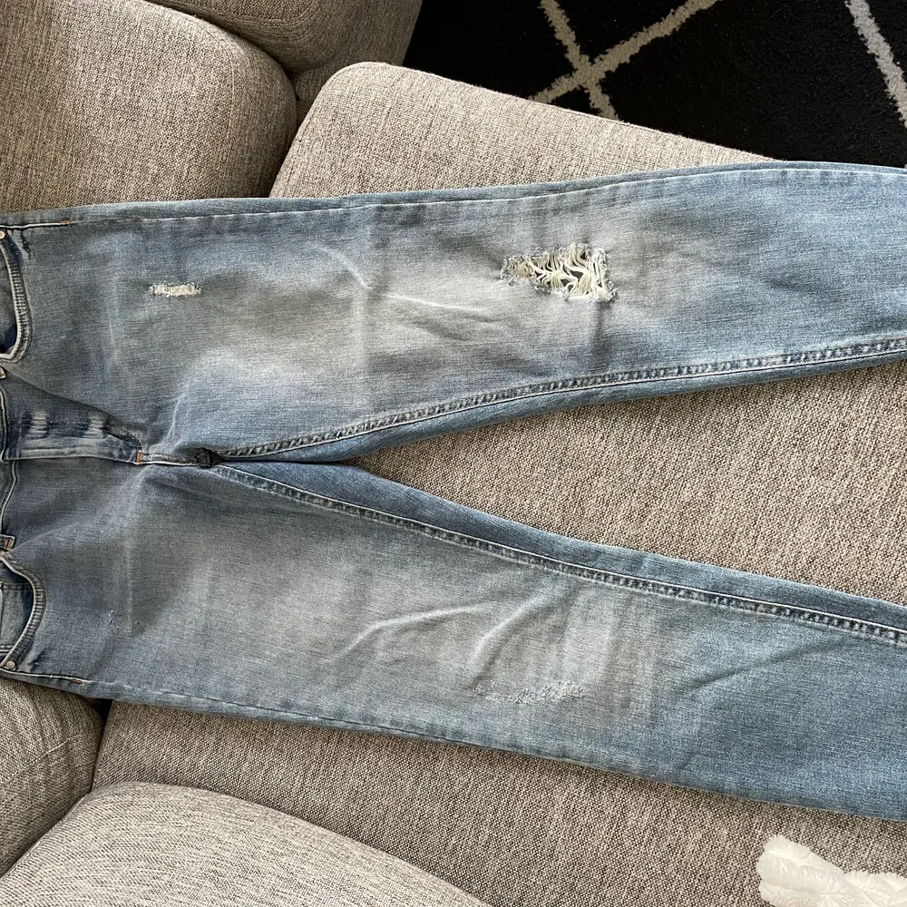 Jeans från Only, storlek L/30. Jeans & Byxor.