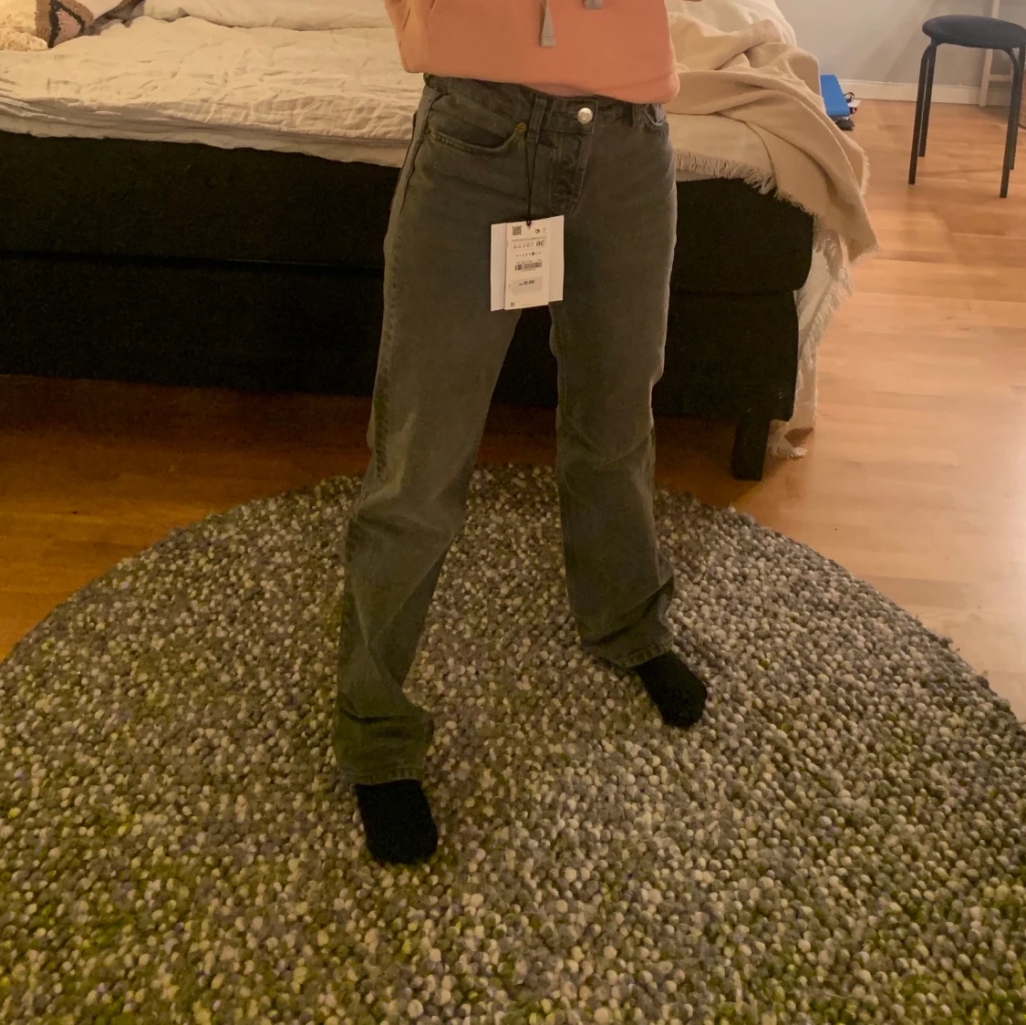 Gråa populära zara jeans