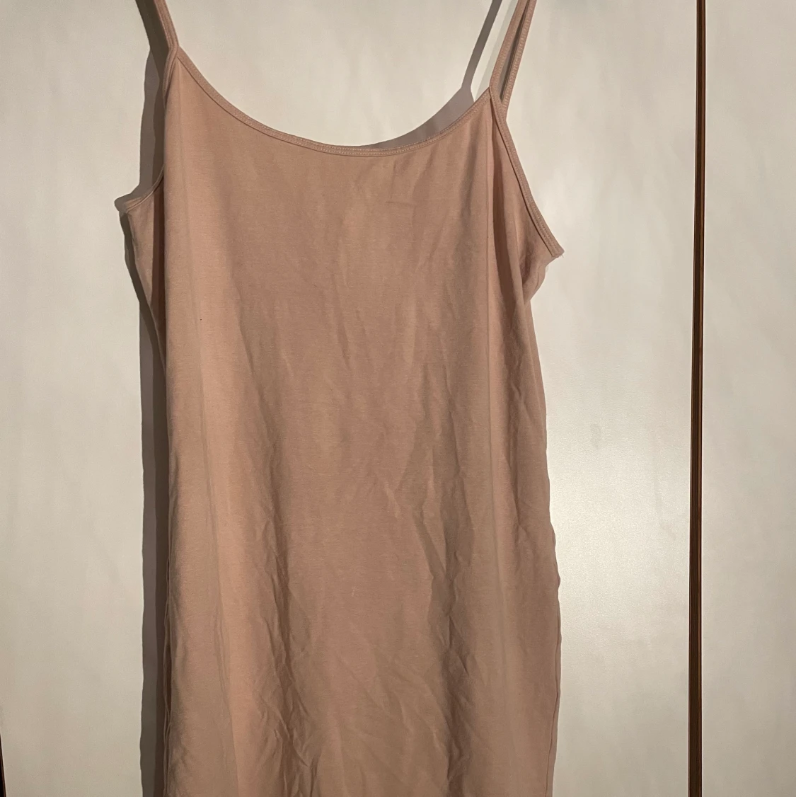 beige klänning - 90