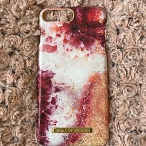 Ideal of Sweden skal - Bra i skick. Pris kan diskuteras. Köpare står för frakt🚚 kolla profil för mer:)