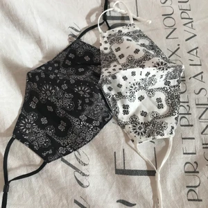 Munskydd - 2 styck munskydd från asos, aldrig använda endast provade 1 gång. Tvättbara och återanvändningsbara, 30:-/styck 