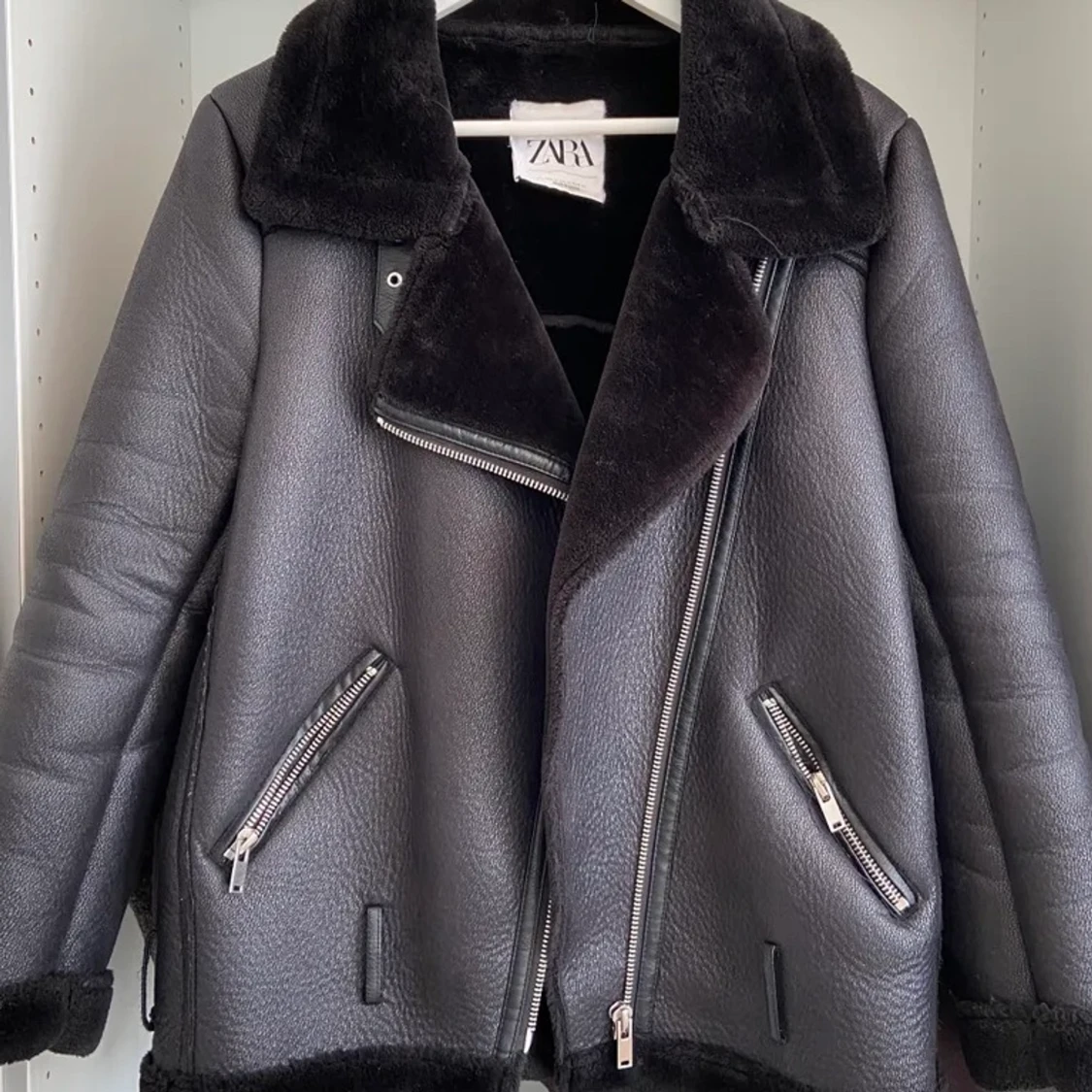 Skinnjacka Zara - 90